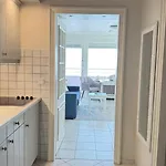 1-159, Seeseite, Haus Metropol, 7 Etage