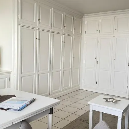 1-159, Seeseite, Haus Metropol, 7 Etage Apartment Westerland